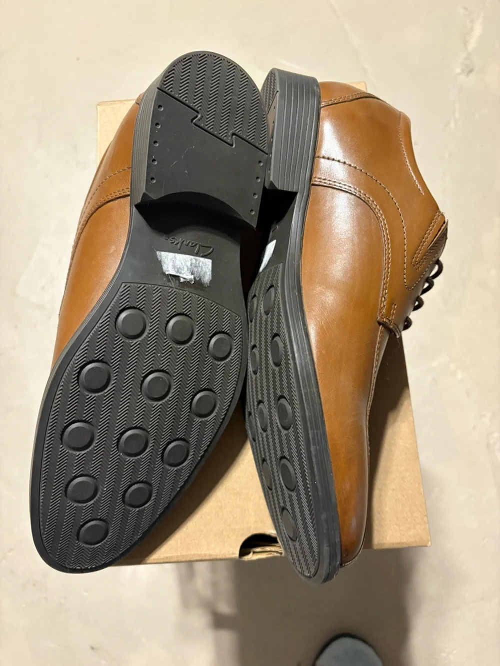 Clarks Whiddon Pace men's oxford dress shoes